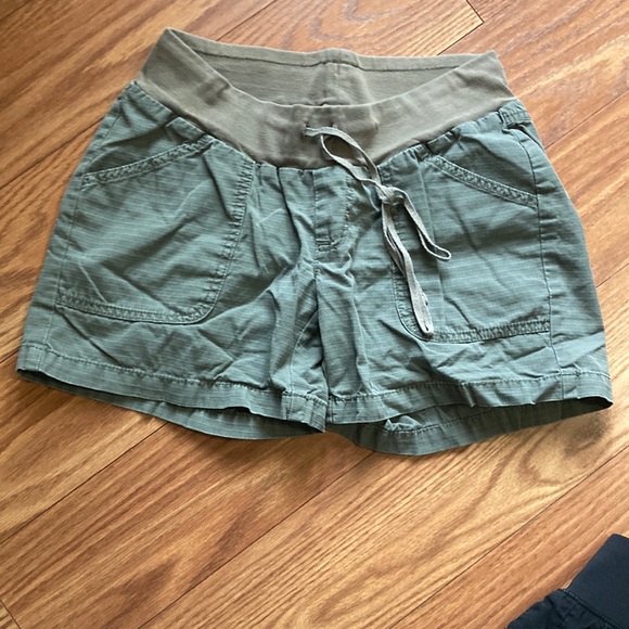 Maternity Bundle - Picture 2 of 5